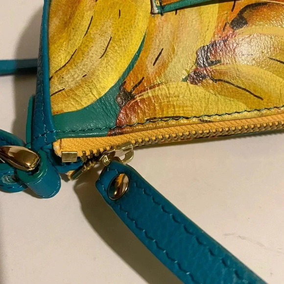 Handmade painted multicolor leather crossbody bag - Picture 6 of 12